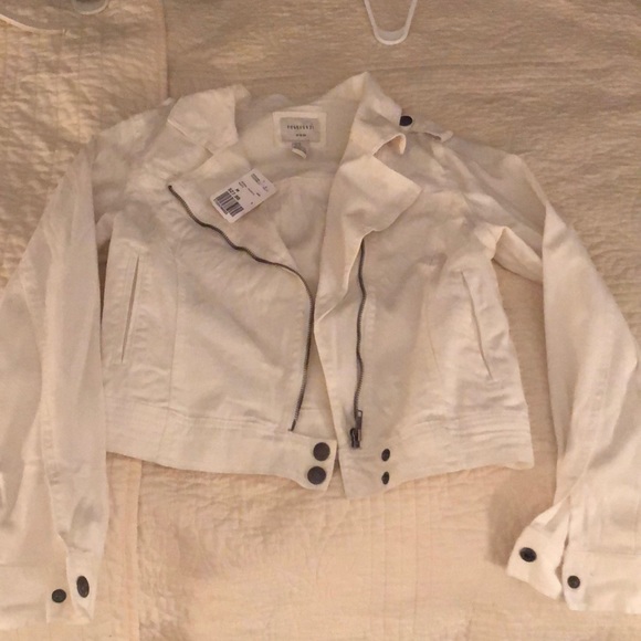 White jacket! - Picture 2 of 5